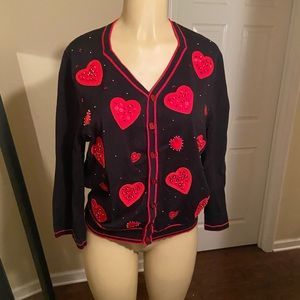 Gorgeous vintage love patch knit top with love buttons